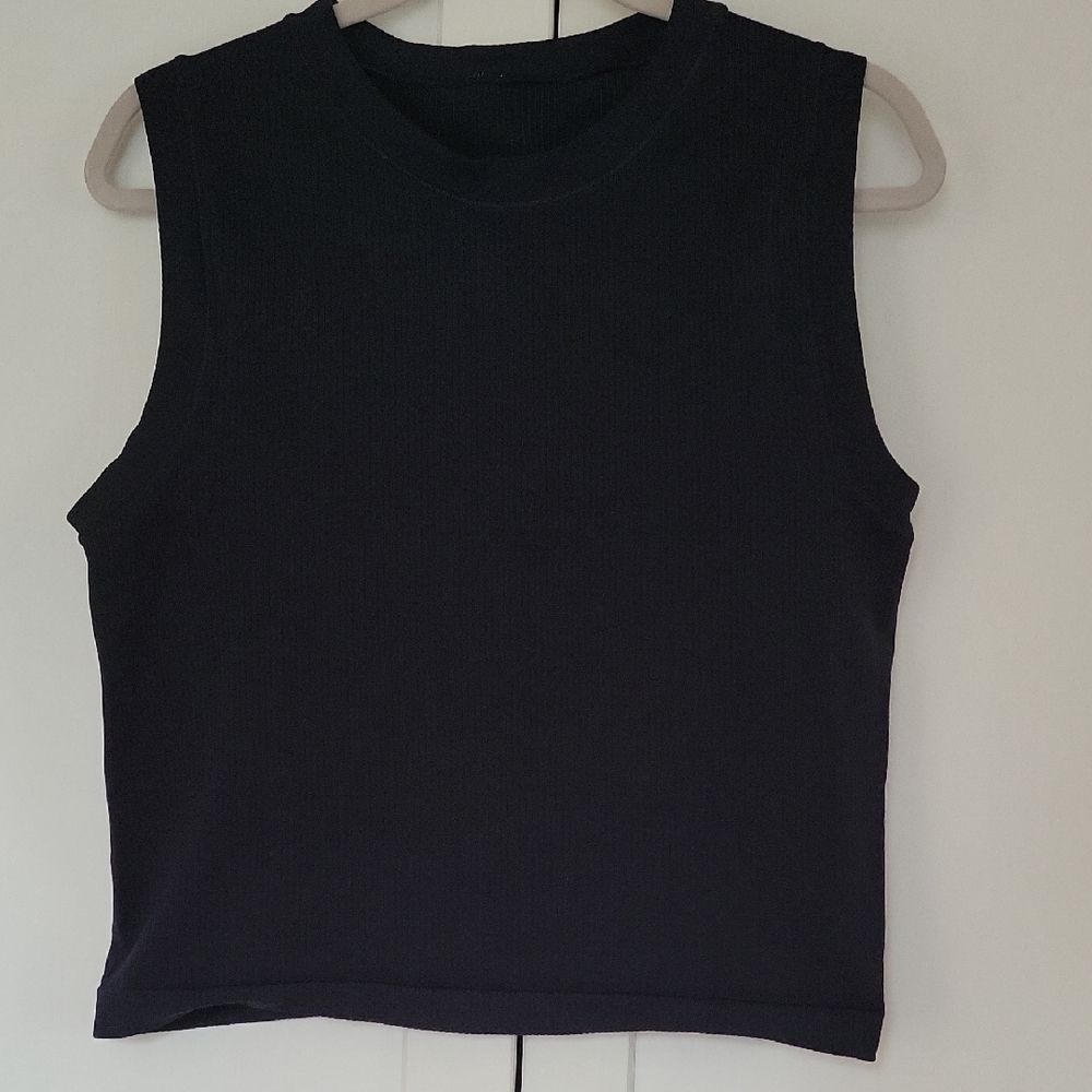 Athleta Renew Seamless Muscle Tank Large